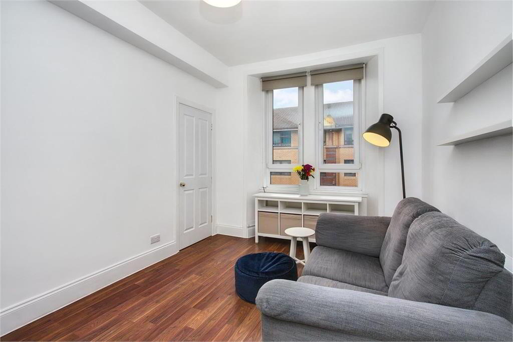 Flat New Mart Road in City of Edinburgh
