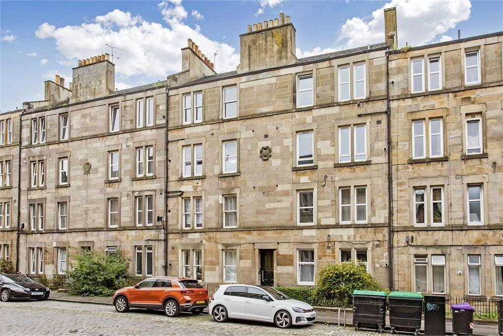 Flat New Mart Road in City of Edinburgh