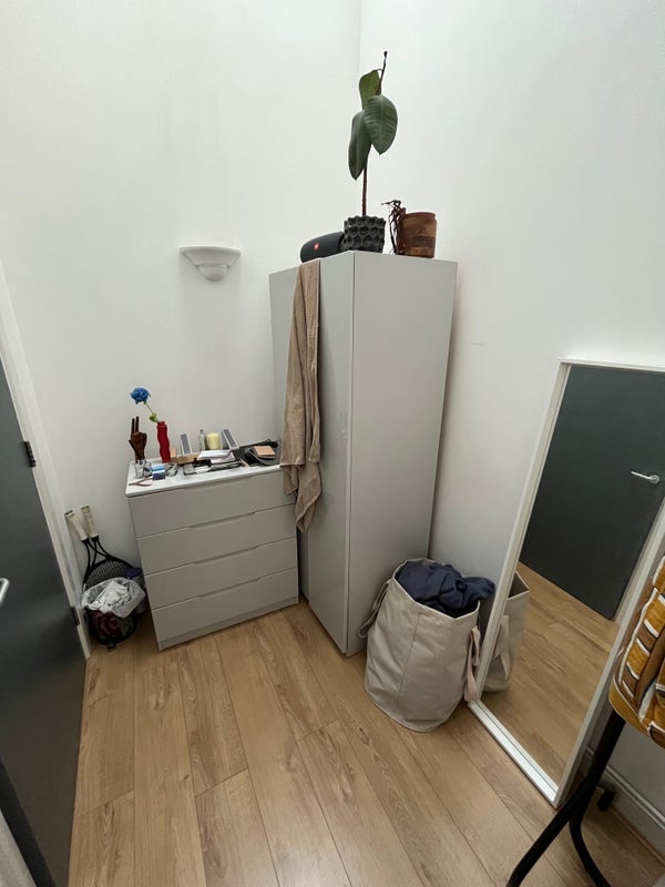 Room Stoke Newington Road in Greater London