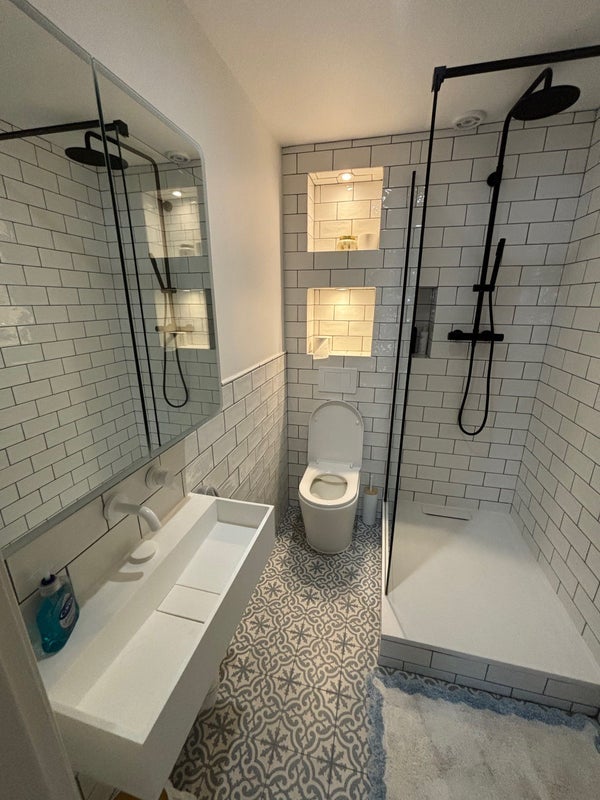 Room Earlsfield Road in Greater London