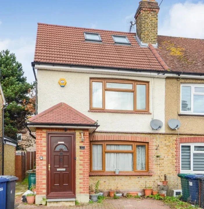 House Fryent Grove in Greater London