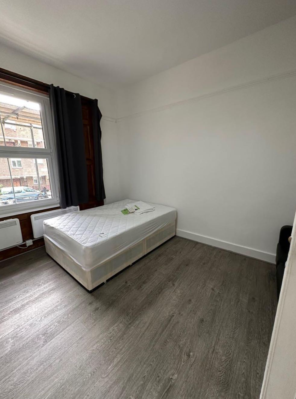 Flat Hungerford Road in Greater London