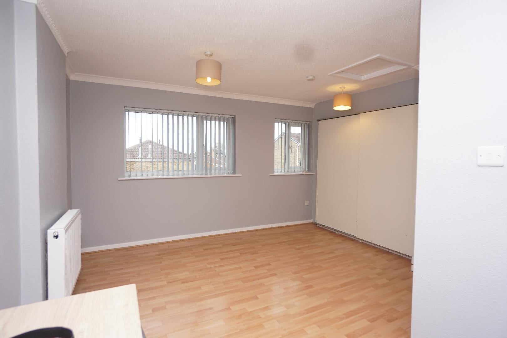 Flat Beechfern Close in Sheffield