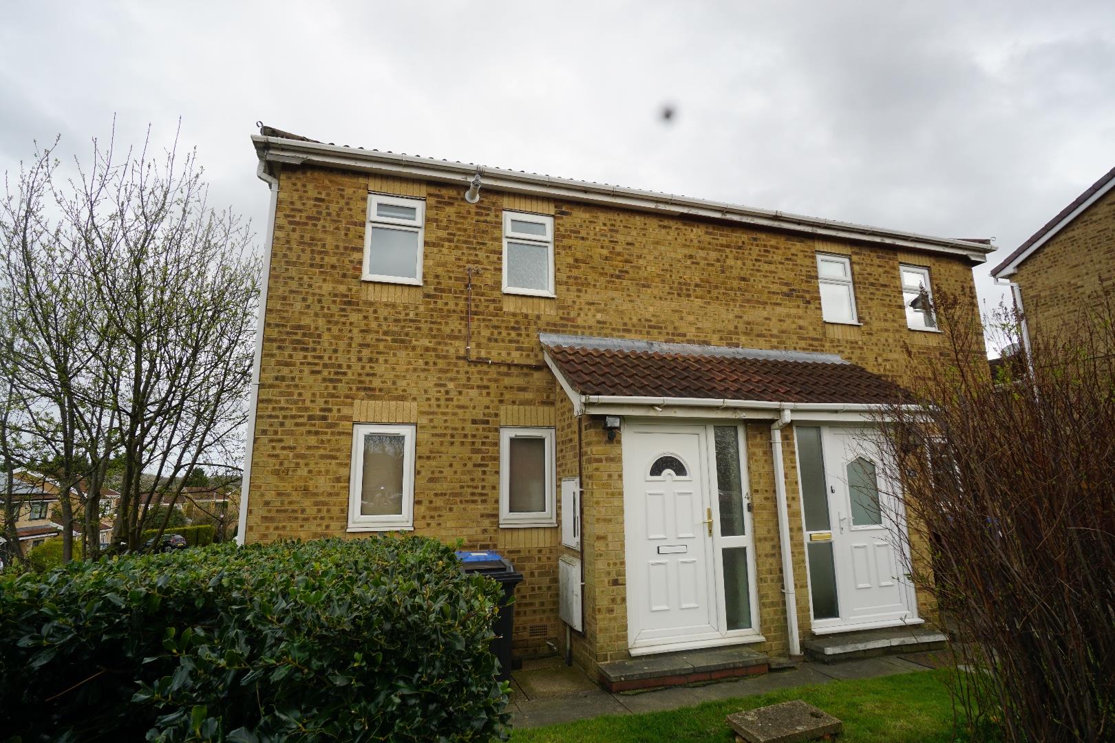 Flat Beechfern Close in Sheffield
