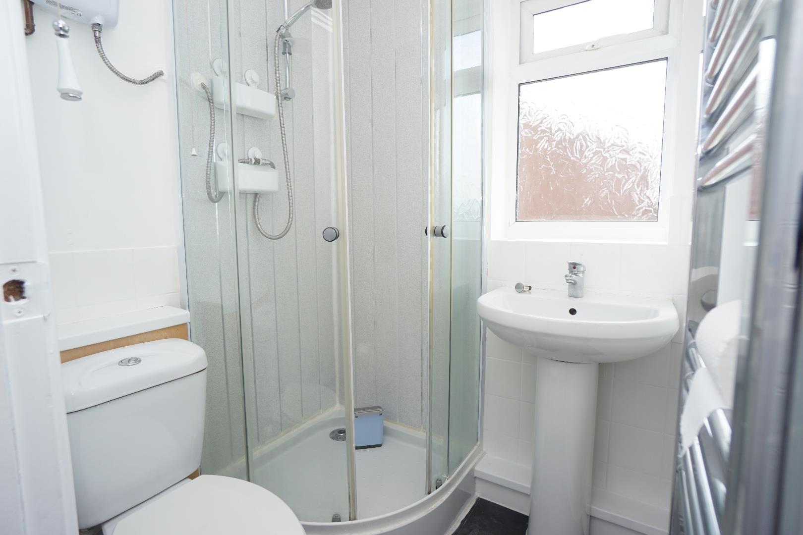Flat Beechfern Close in Sheffield