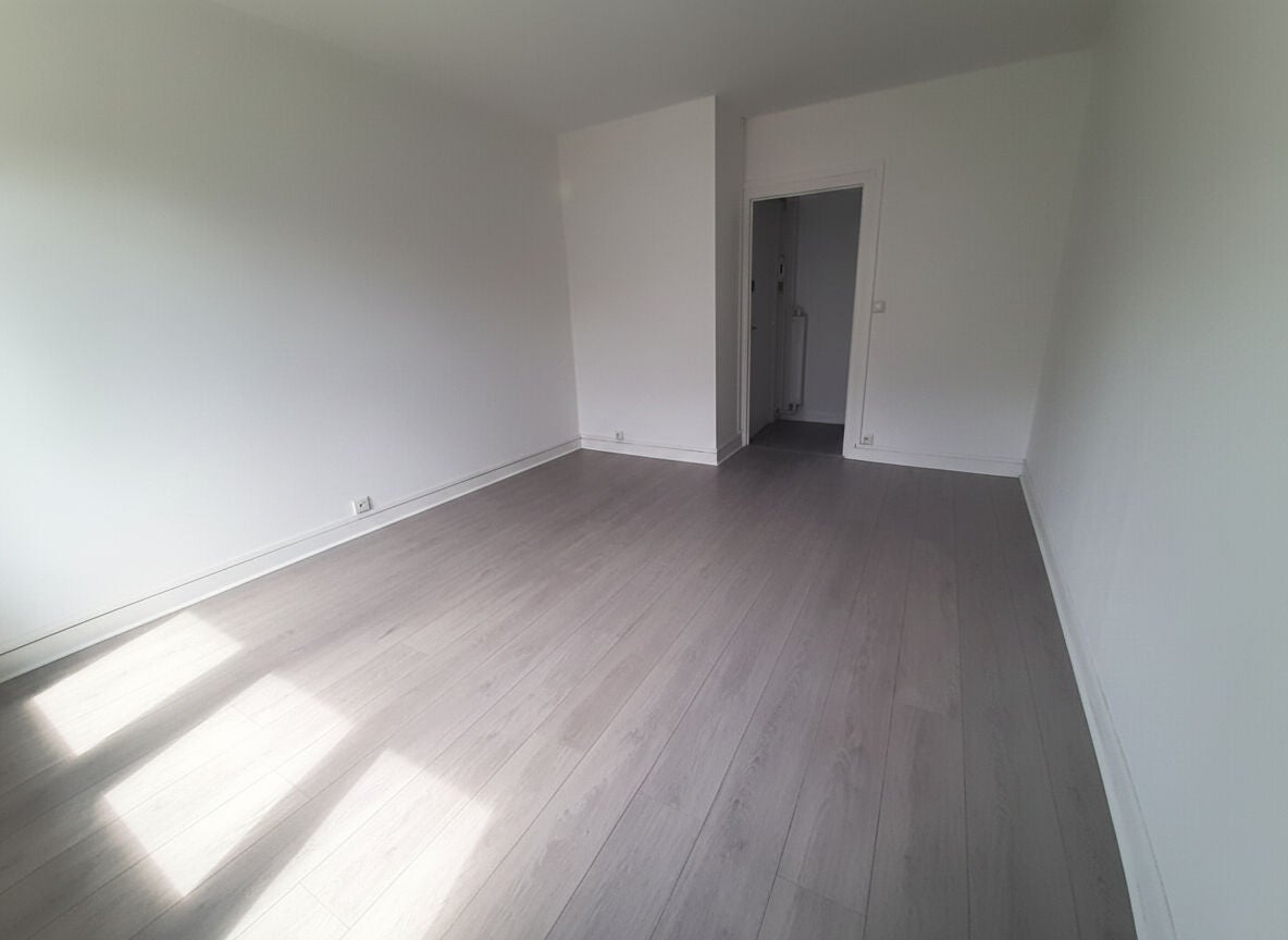 Flat Rue du Lieutenant Marty in Saint-Sébastien-sur-Loire