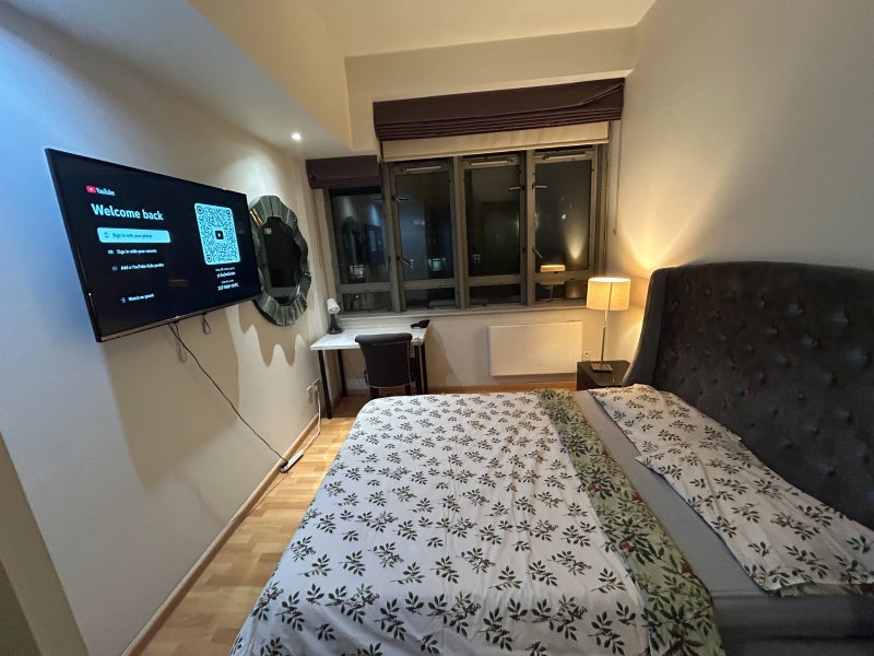 Room City Road in Greater London