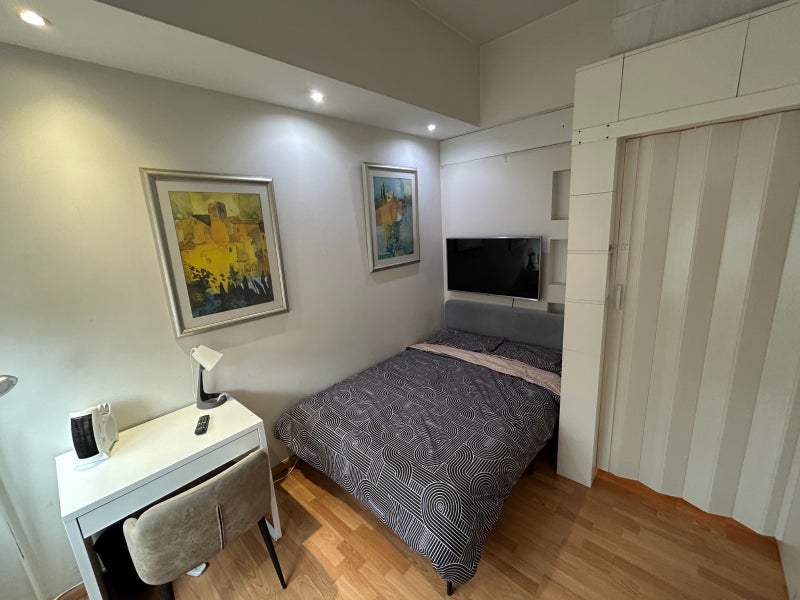 Room City Road in Greater London