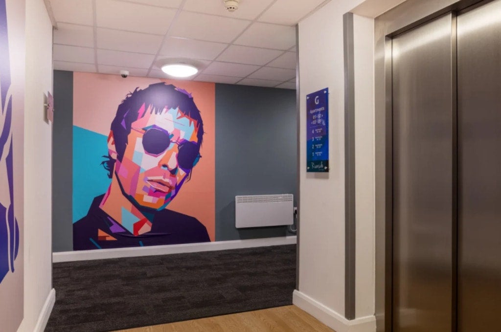 Room Blackfriars Road in Salford