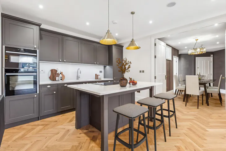 Flat Brompton Road in Greater London