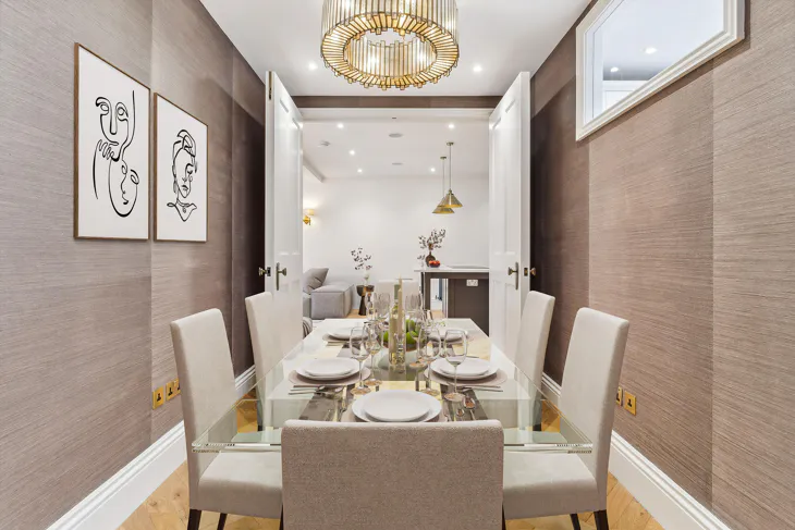 Flat Brompton Road in Greater London