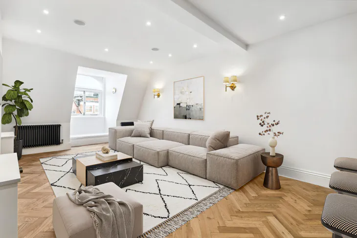 Flat Brompton Road in Greater London