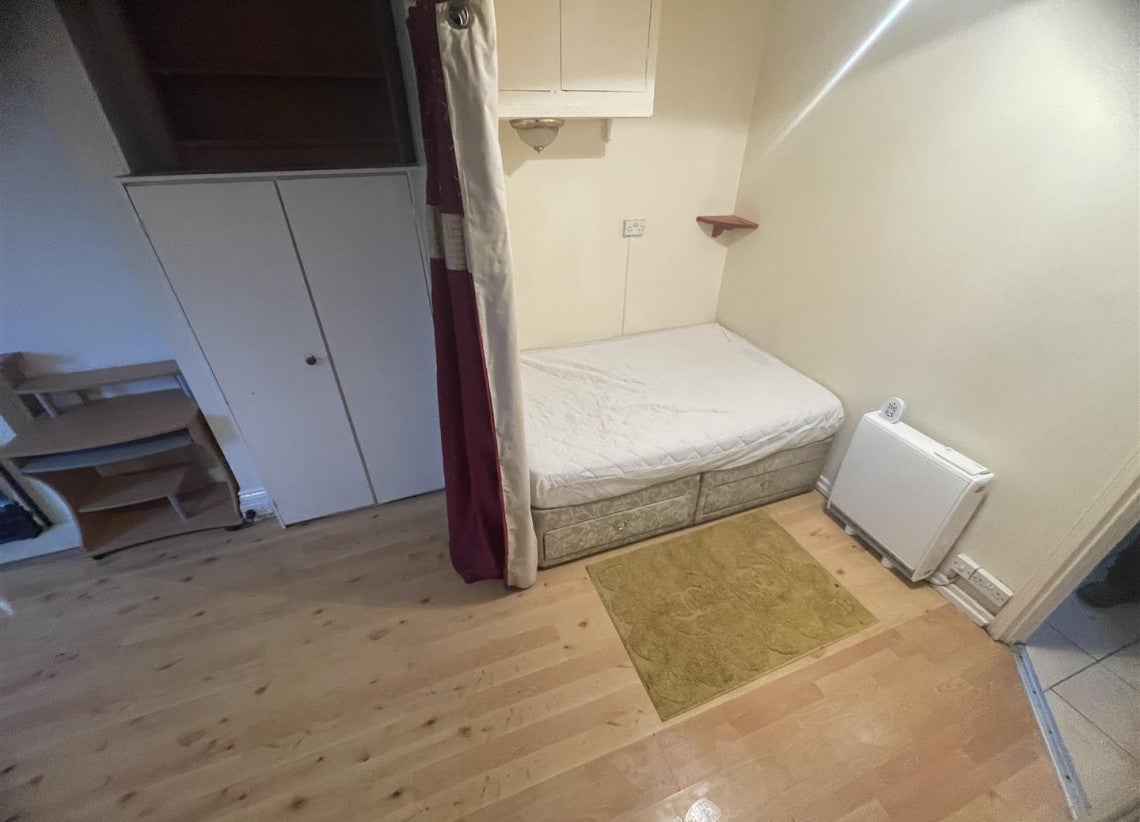 Room Regent Street in Coventry