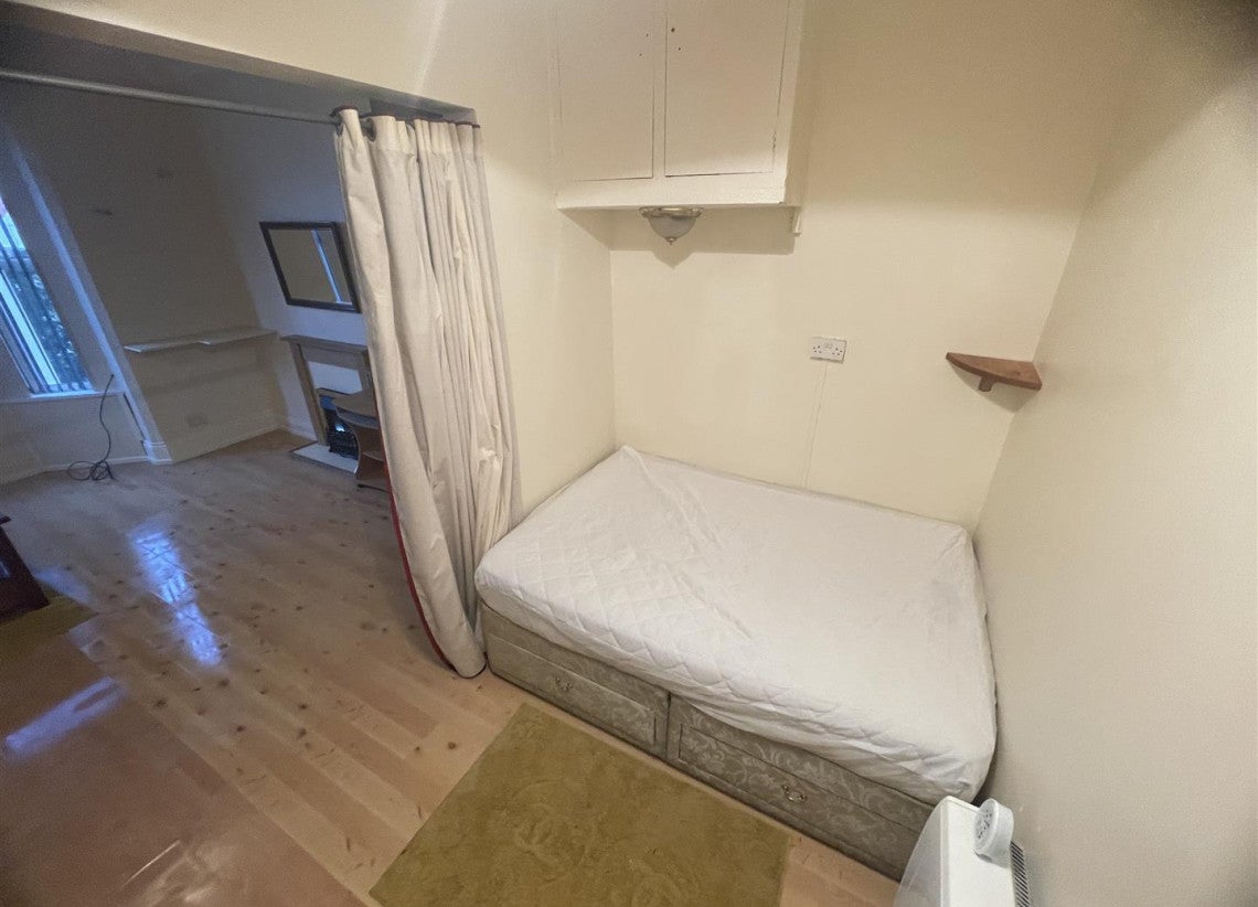 Room Regent Street in Coventry
