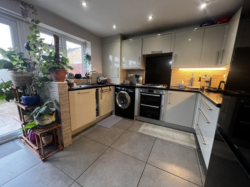 House Landon Way in Borough of Spelthorne