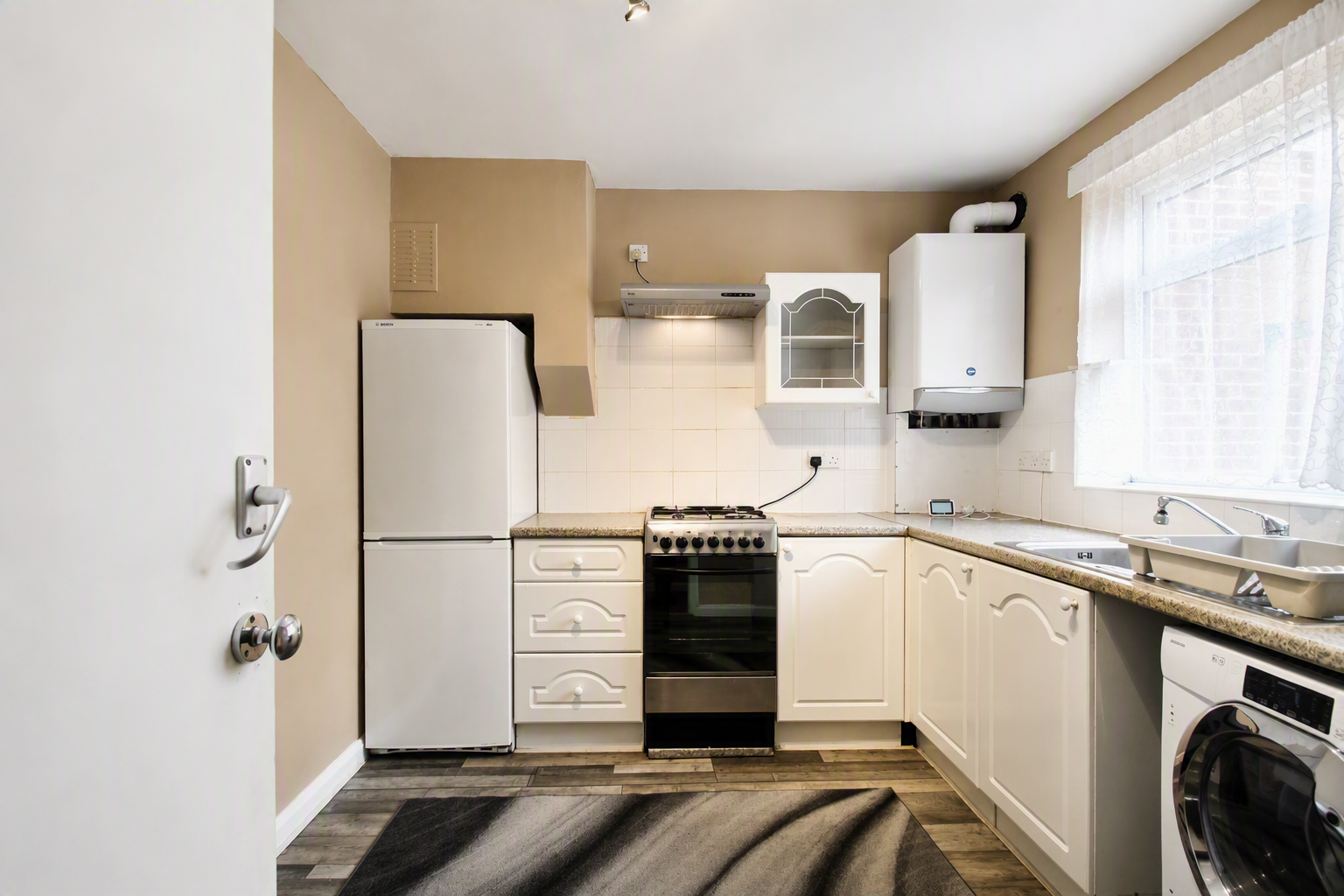 House Hassop Walk in Greater London