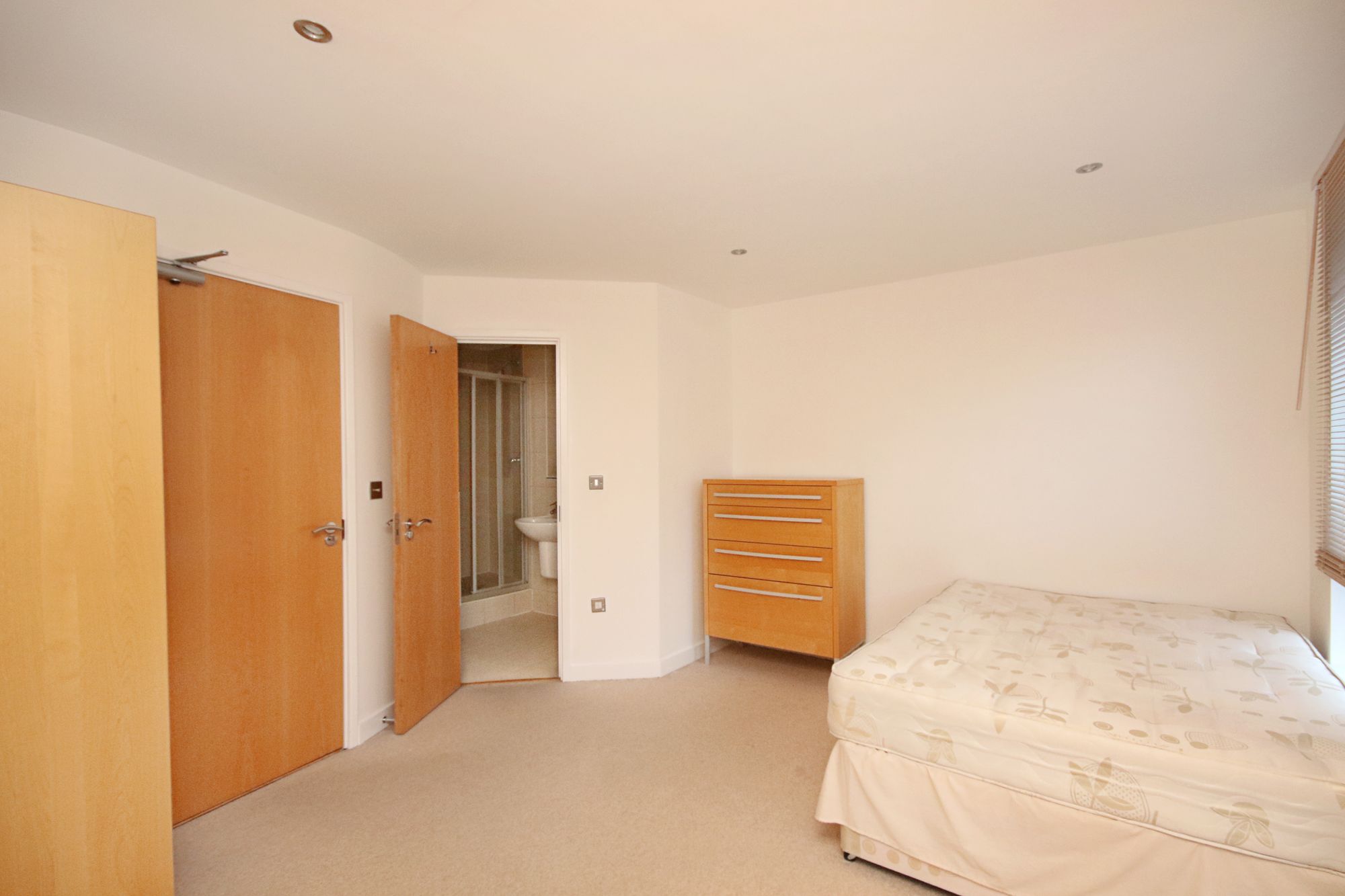 Flat Fitzwilliam Street in Sheffield
