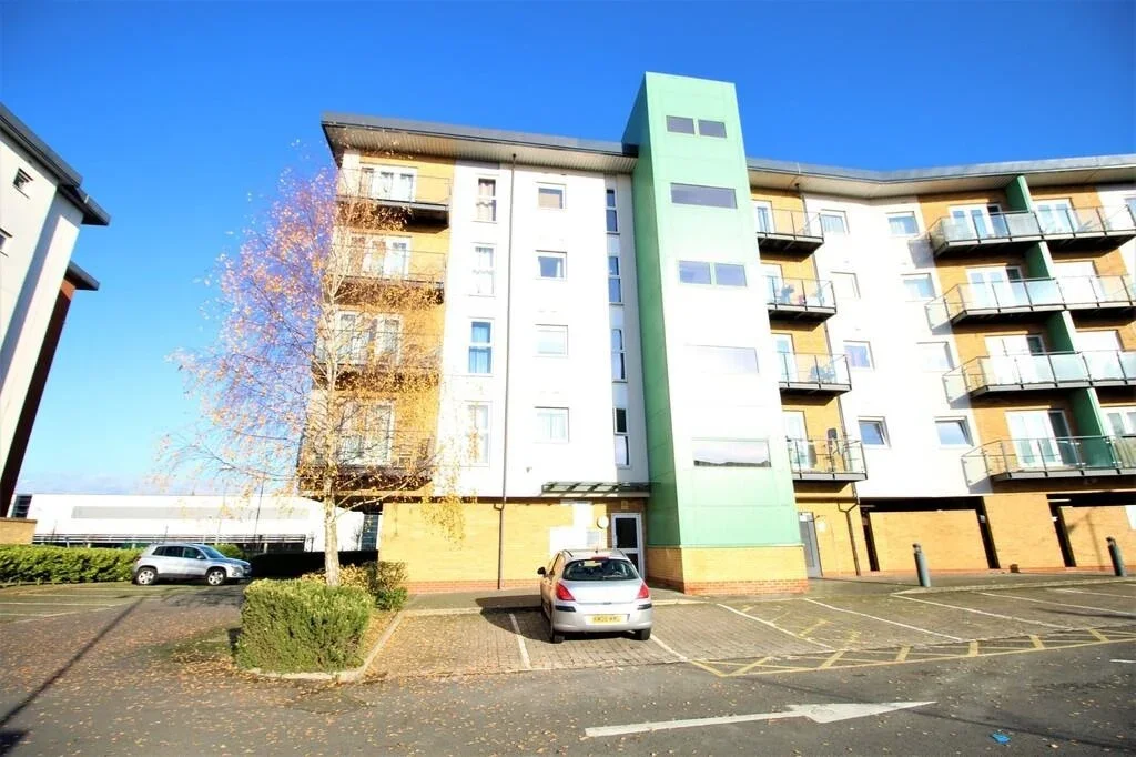 Flat Clarkson Court in Welwyn Hatfield