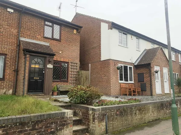 Flat Launder Way in Maidstone