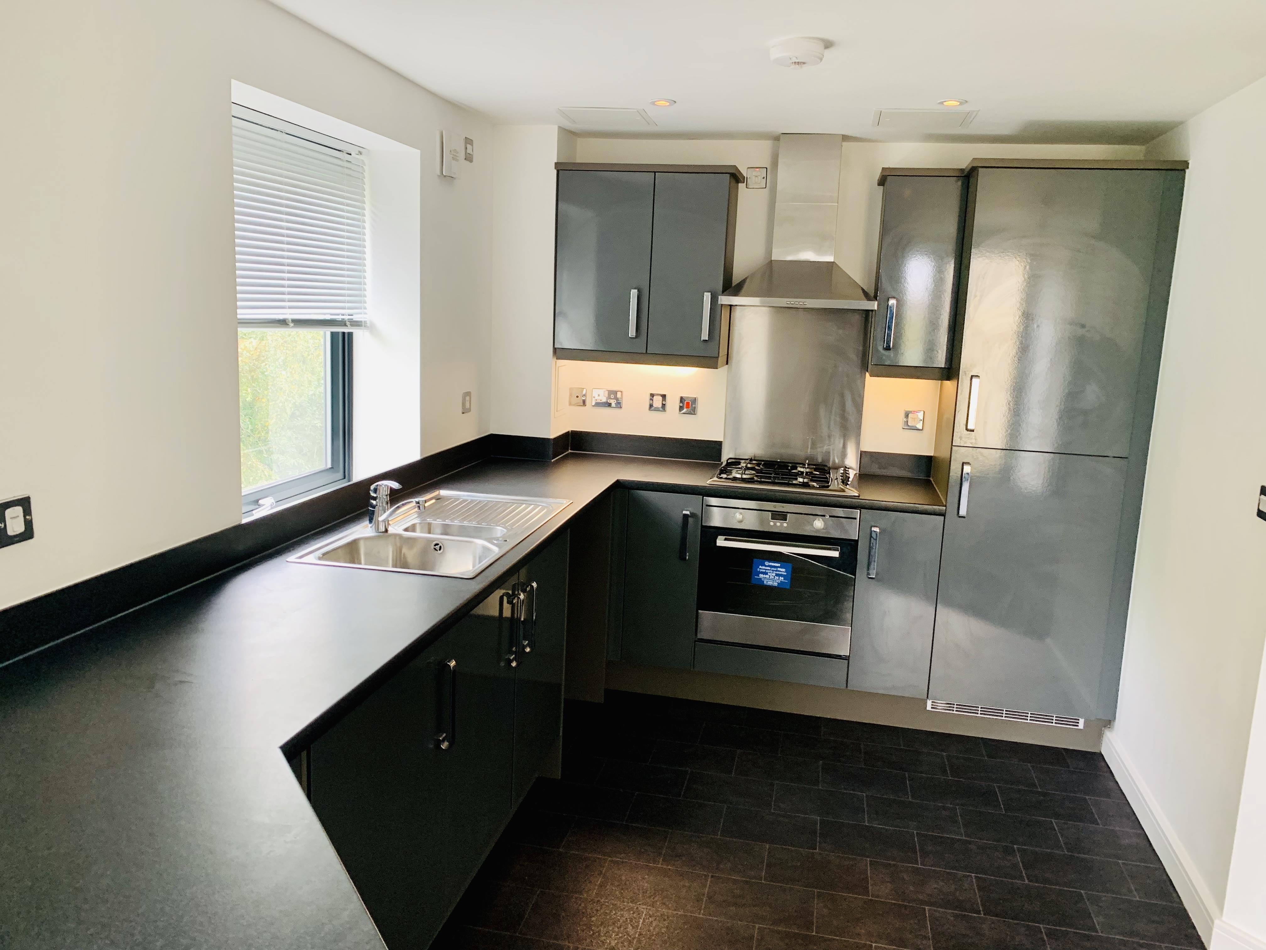 Flat Tunnicliffe Close in Swindon