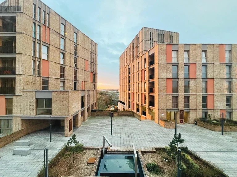 Flat Camden Road in London