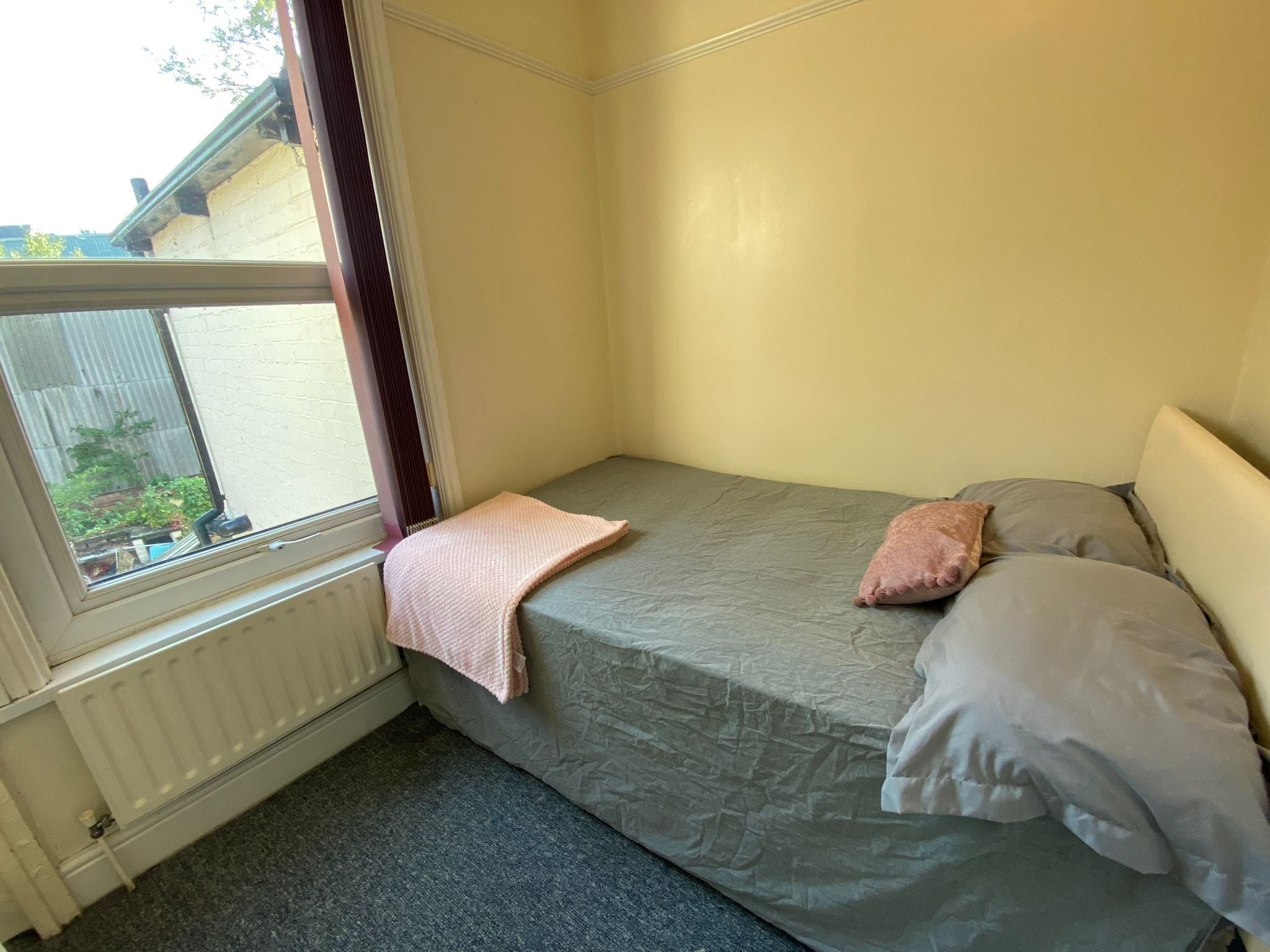 Flat Eastwood Road in Sheffield