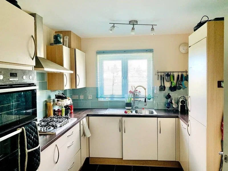Room Dorney Place in Dartford