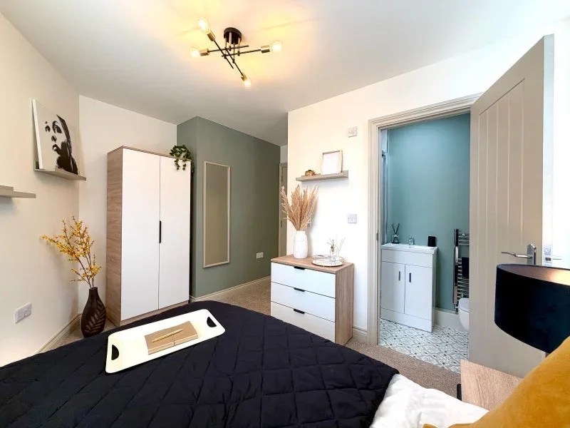 Room Adelaide Road in Cheadle