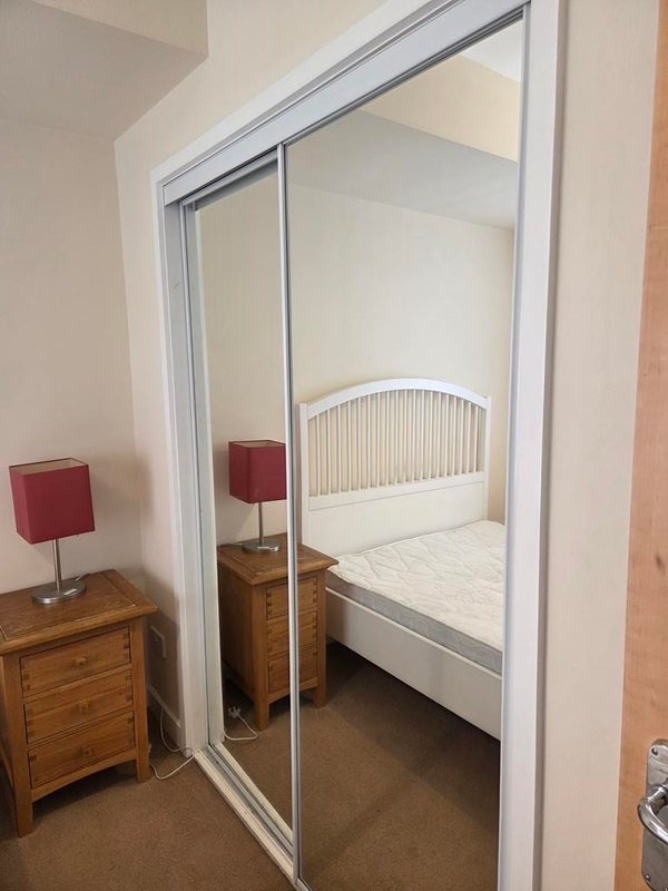 Room New Mart Place in City of Edinburgh