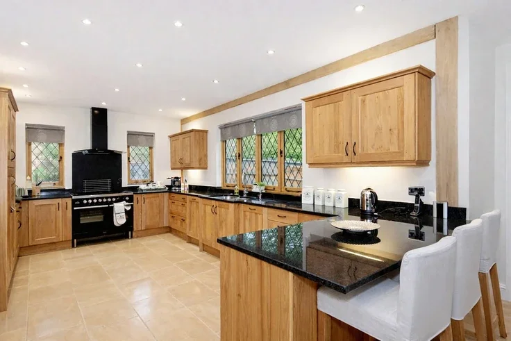 Flat Trumps Green Road in Borough of Runnymede