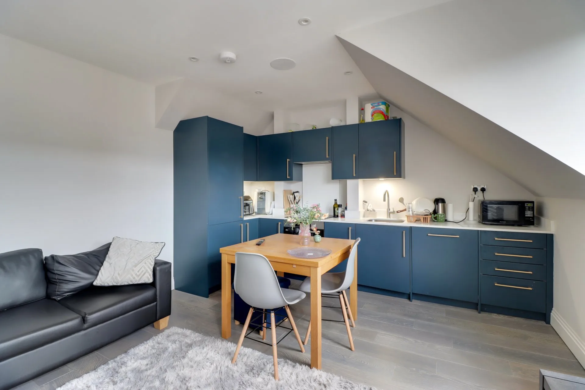 Flat Malvern Road in Greater London