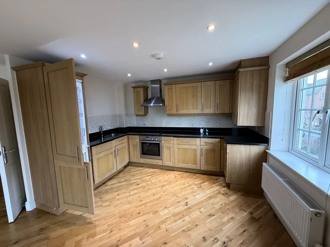 Flat Harlow Crescent in Milton Keynes