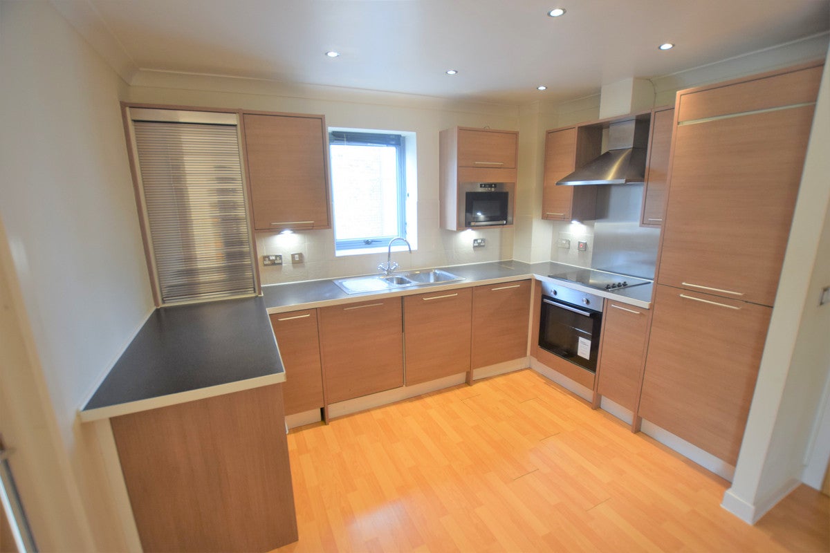 Flat Ballantyne Drive in Colchester