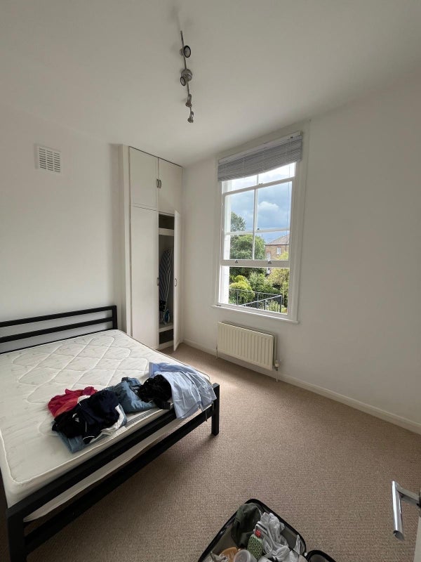 Flat Tufnell Park Road in Greater London