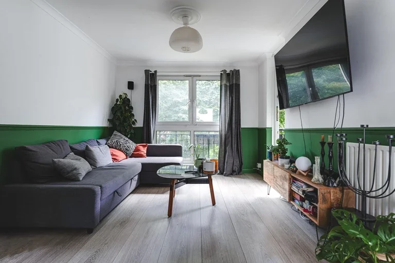 Flat Wellington Row in Greater London