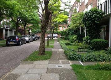 House Middlefield in Greater London