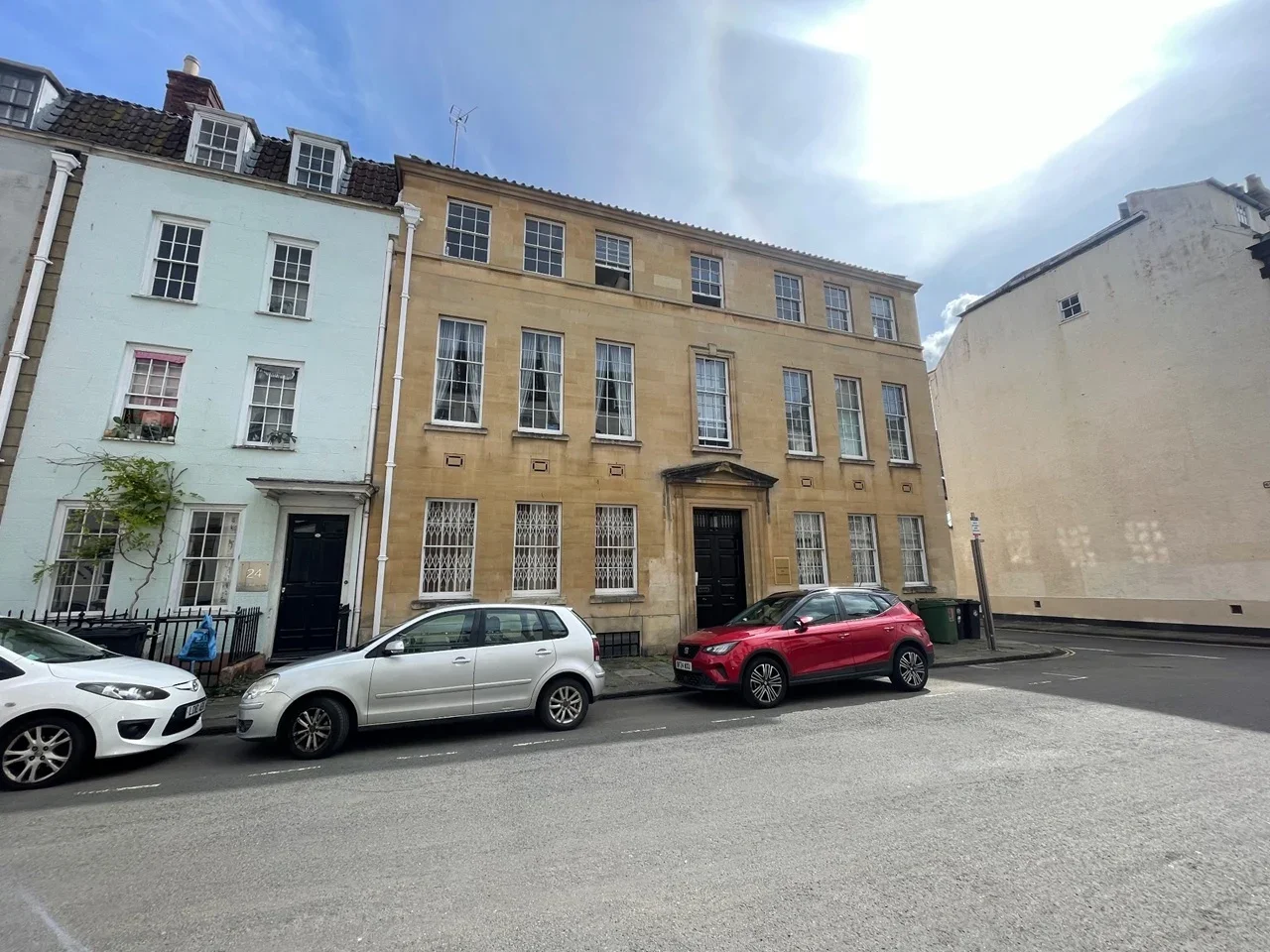 Flat Hobb's Lane in Bristol