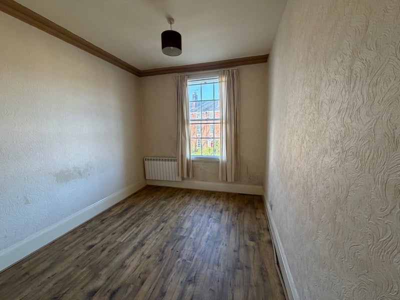 Flat Tettenhall Road in Wolverhampton