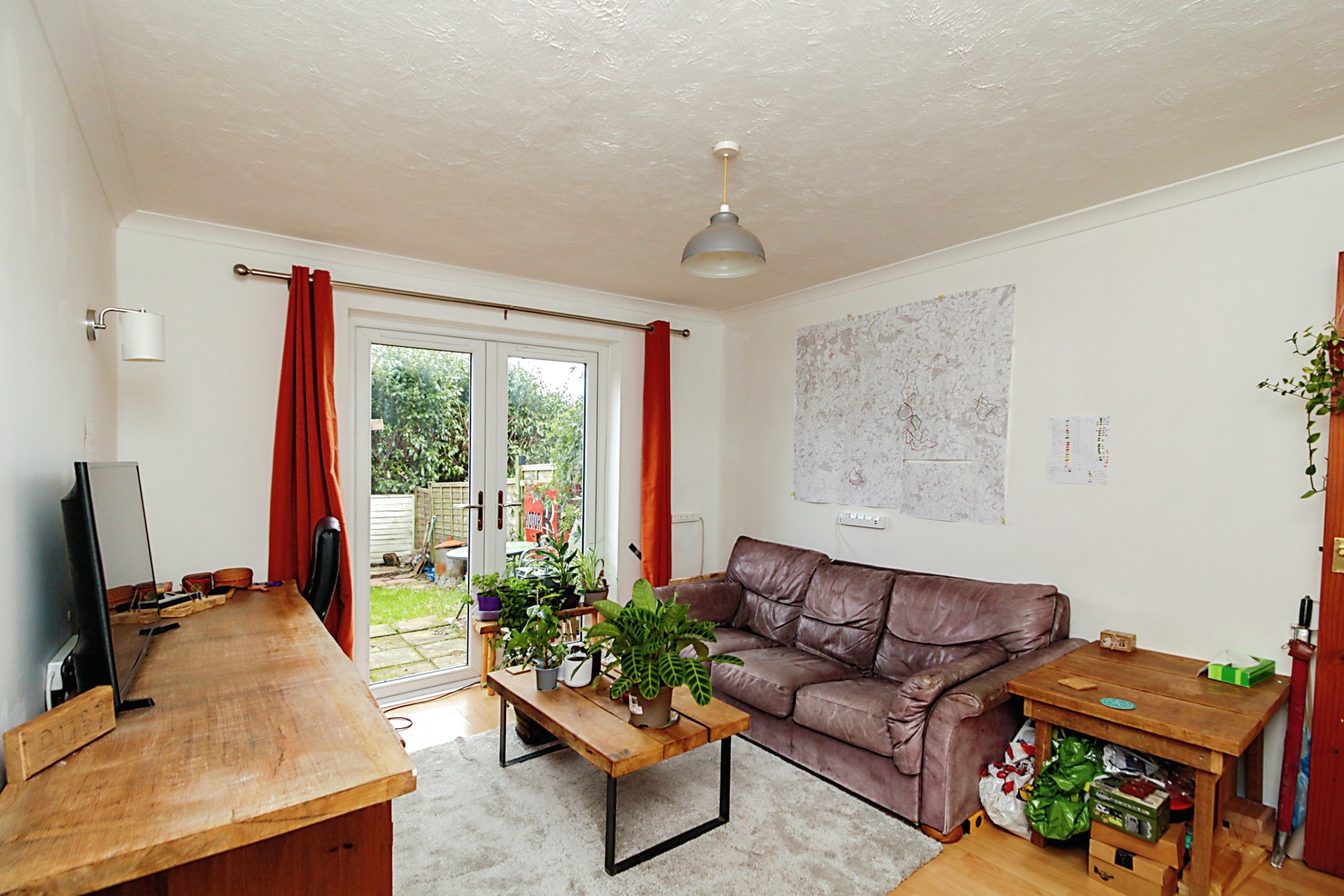 House Ridgeway Close in Wealden