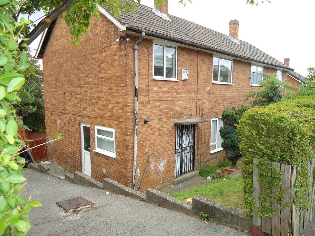 House Heights Drive in Leeds
