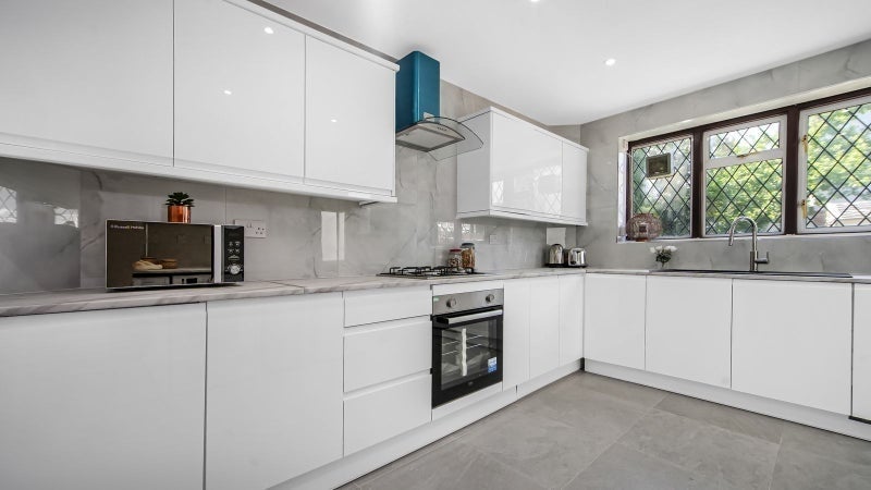 Room Bond Street in Greater London