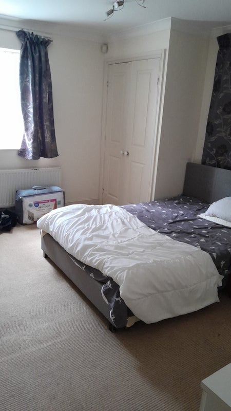 Room Brondesbury Park in Greater London