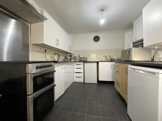 Flat Claremont Hill in Shrewsbury