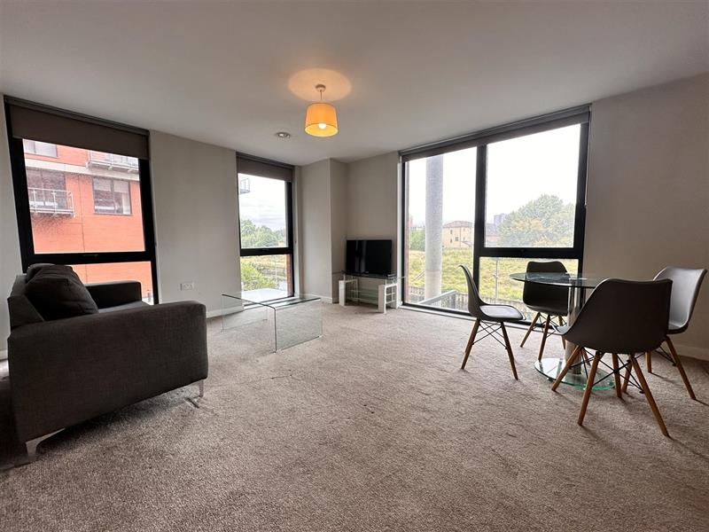 Flat Adelphi Street in Salford