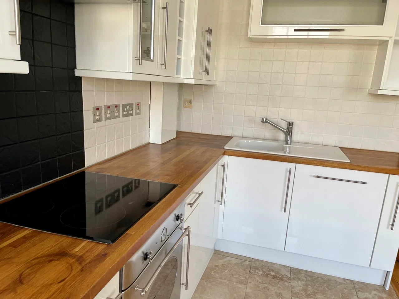 Flat Denbigh Street in City of Westminster