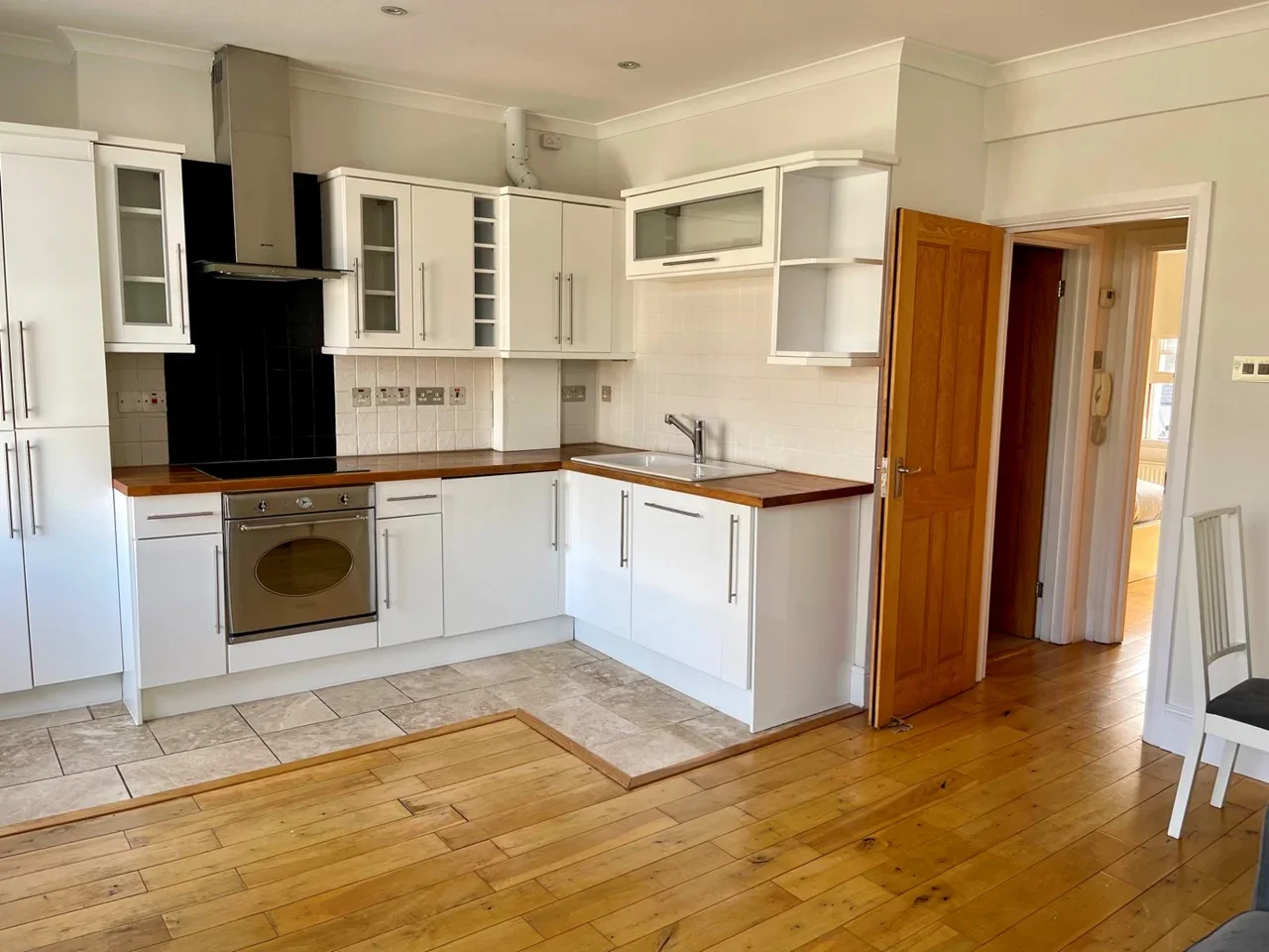 Flat Denbigh Street in City of Westminster