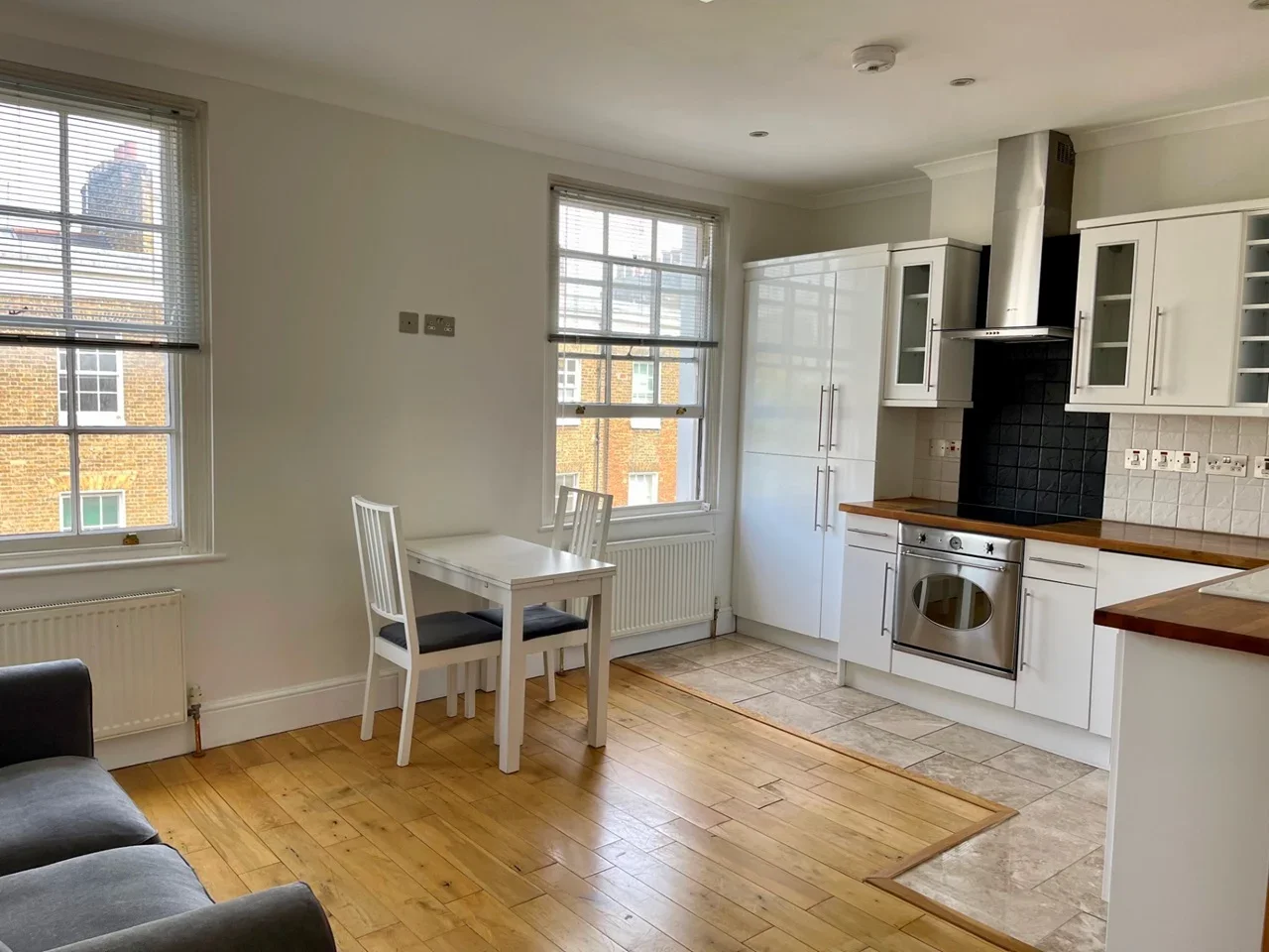 Flat Denbigh Street in City of Westminster