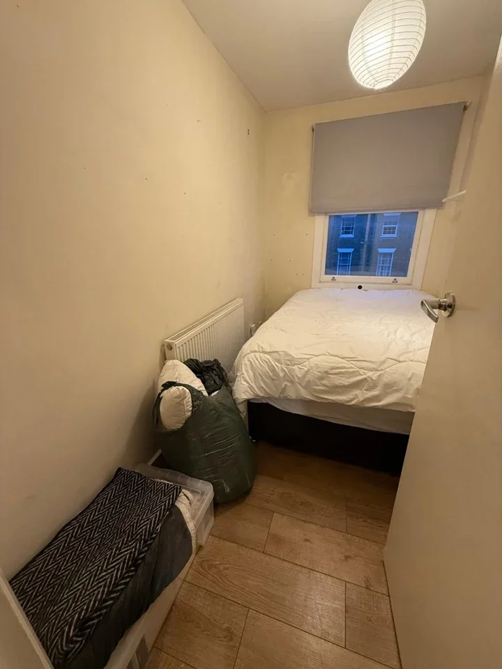Flat Coldharbour Lane in Greater London