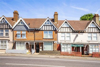 Flat St Albans Road in Watford