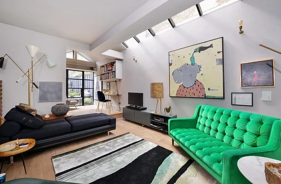Flat Concanon Road in Greater London